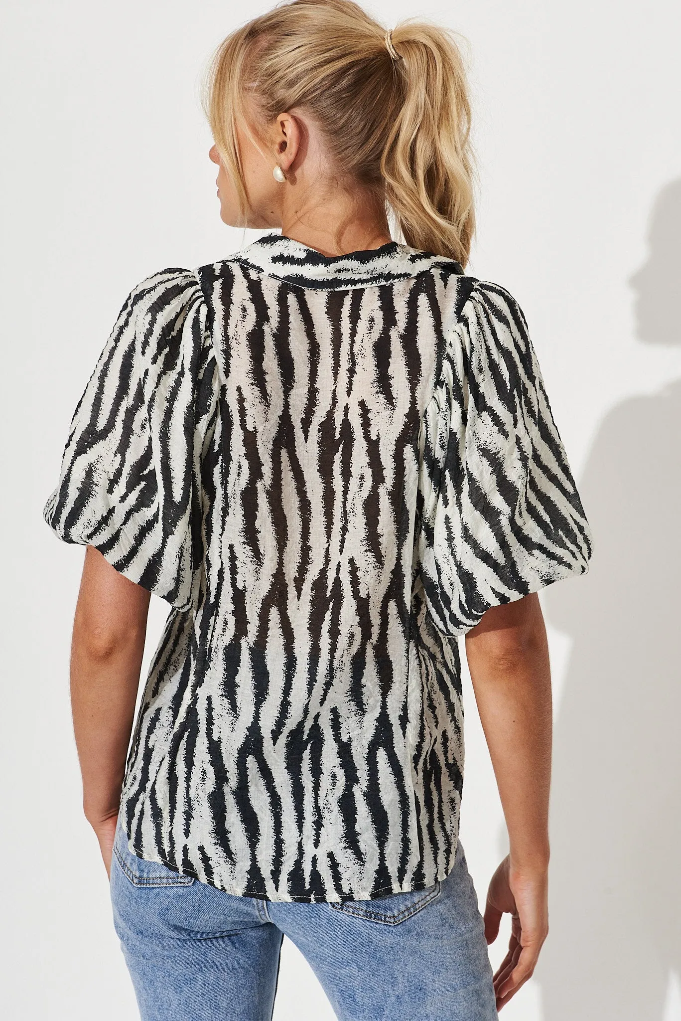 Bluebell Shirt In Black And White Leopard Print