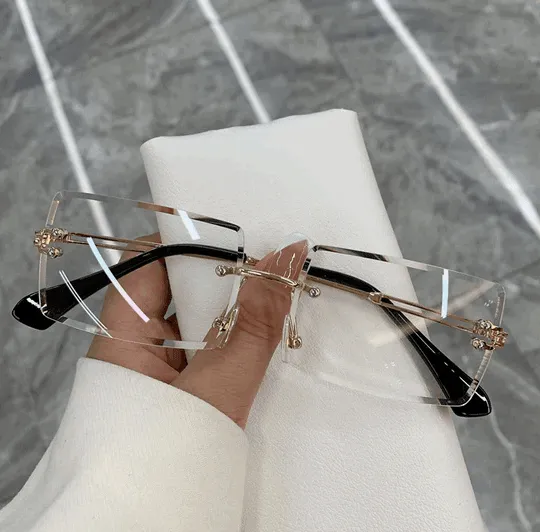 Bold Frameless Rectangle Sunglasses