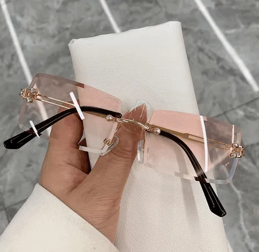 Bold Frameless Rectangle Sunglasses