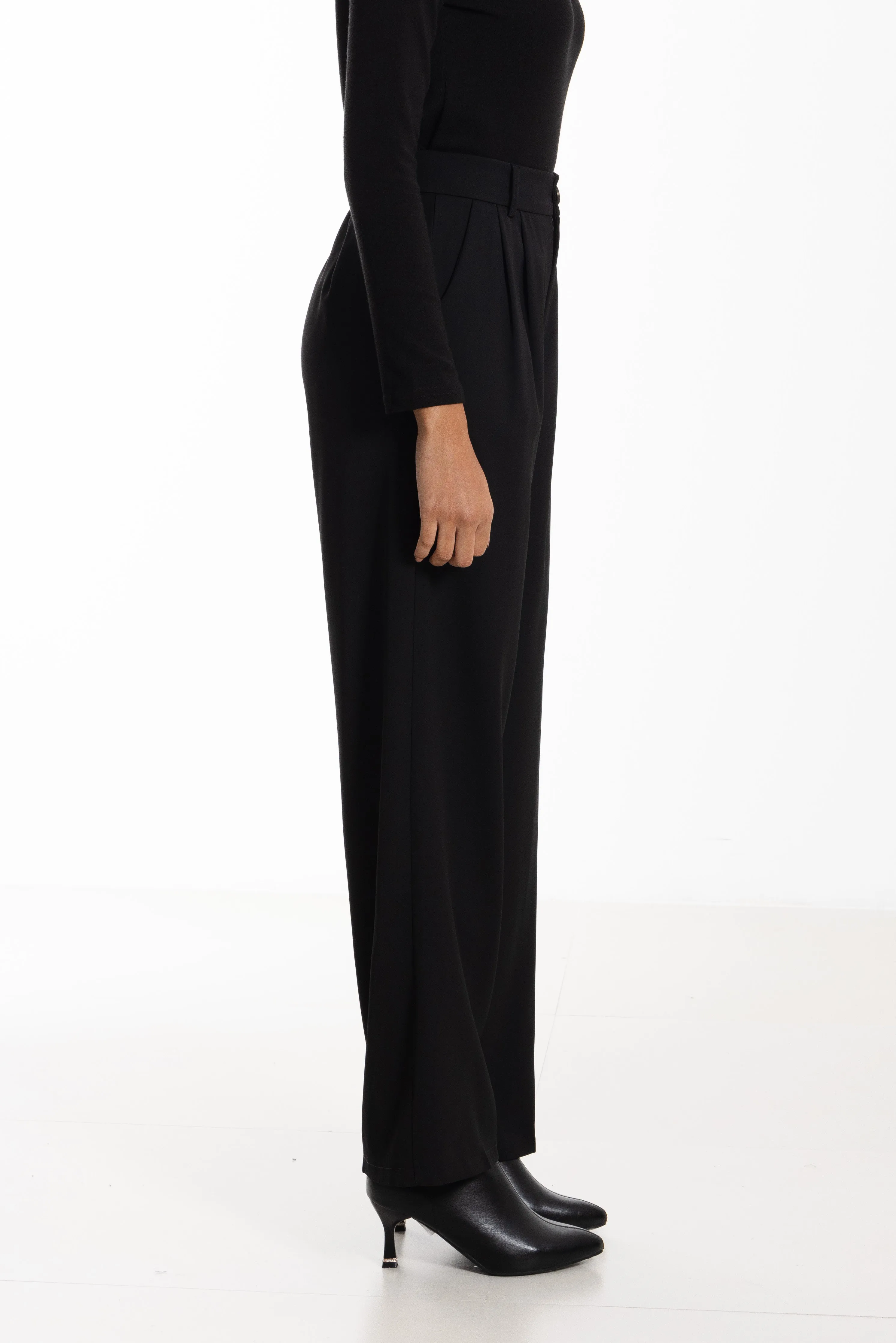 HIGH-WAIST TROUSERS