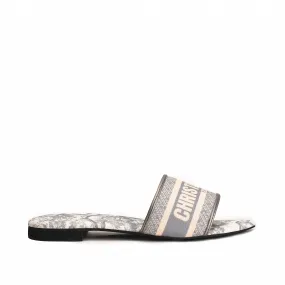 Stylish Grey Slip-On Slippers with Logo Strap | 597J-G