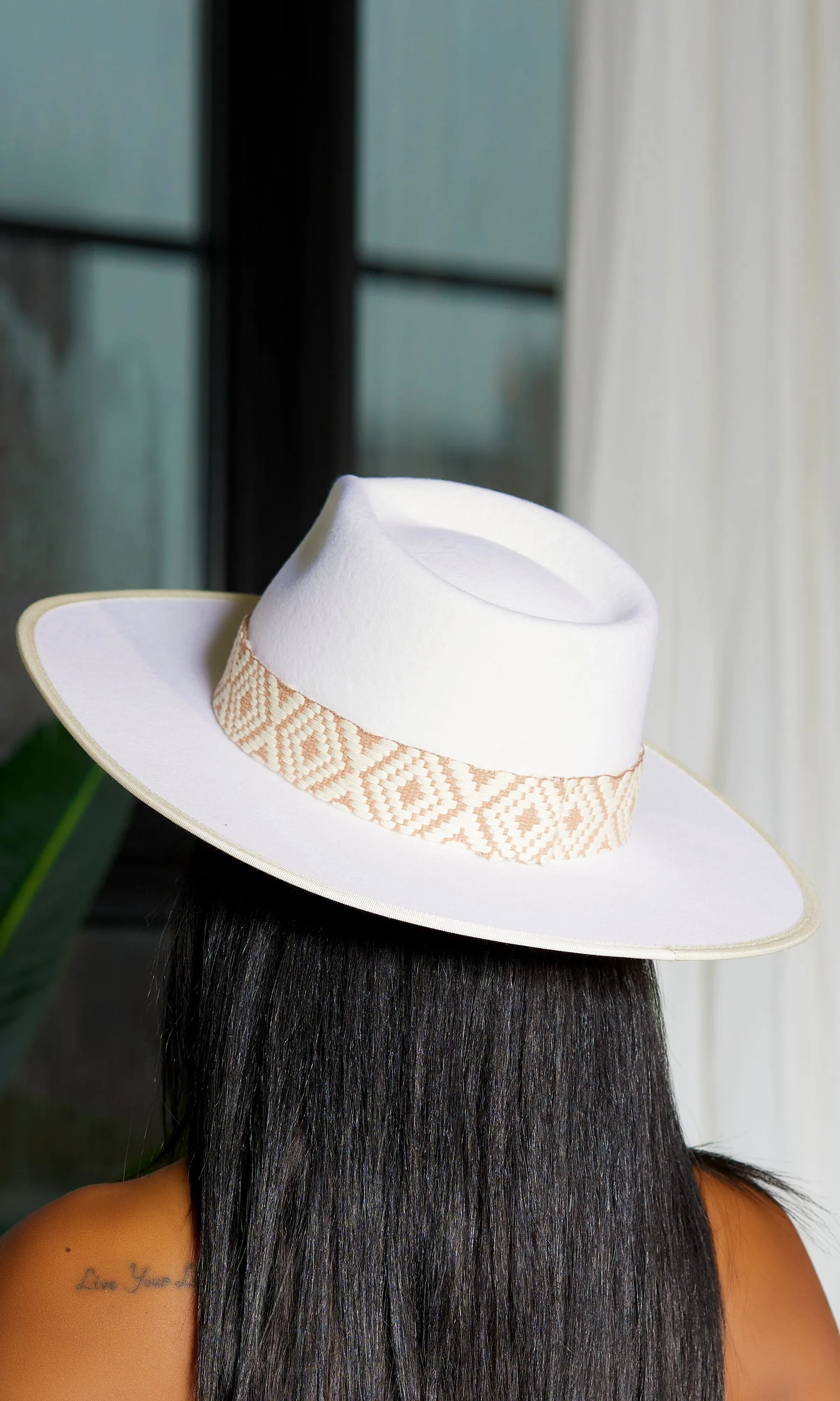 Trendsetter 2 | Banded - off white