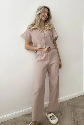 V-neck short-sleeved trousers two-piece set